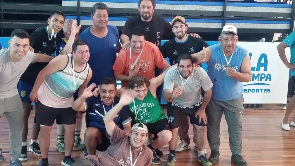 464963959_8094550470651397_8302390525648213376_n