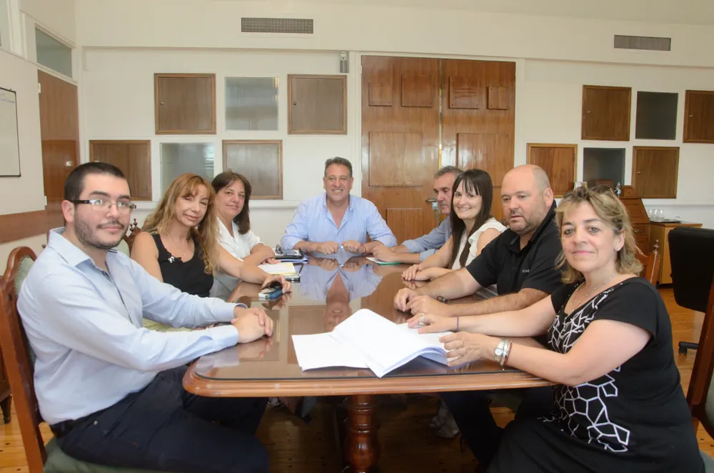 689258_whatsapp-image-2024-01-02-at-18.24.55