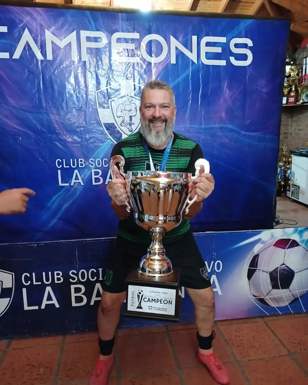 410274535_10232834453468068_4068079981610332416_n